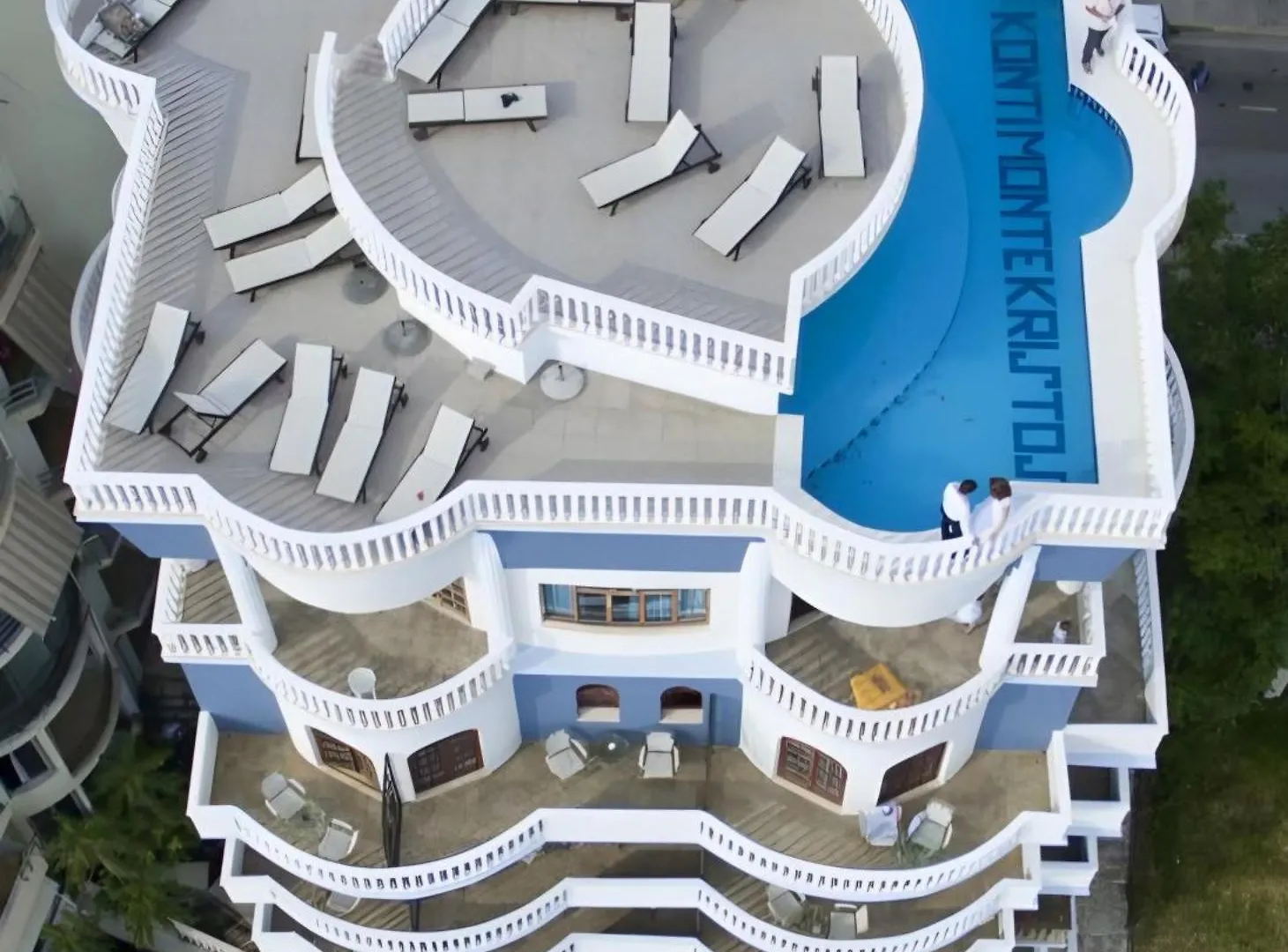 Seafront Apartment Saranda