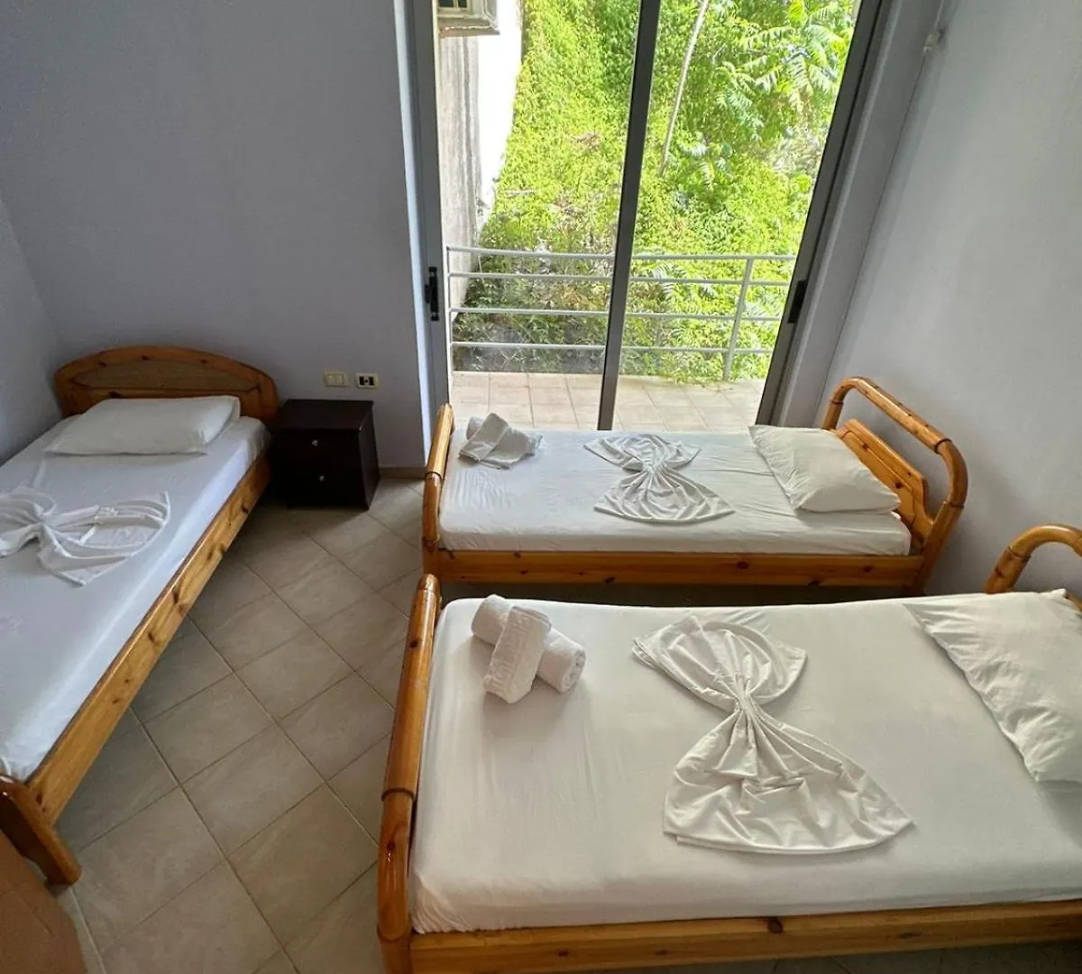 Seafront Apartment Saranda Albania